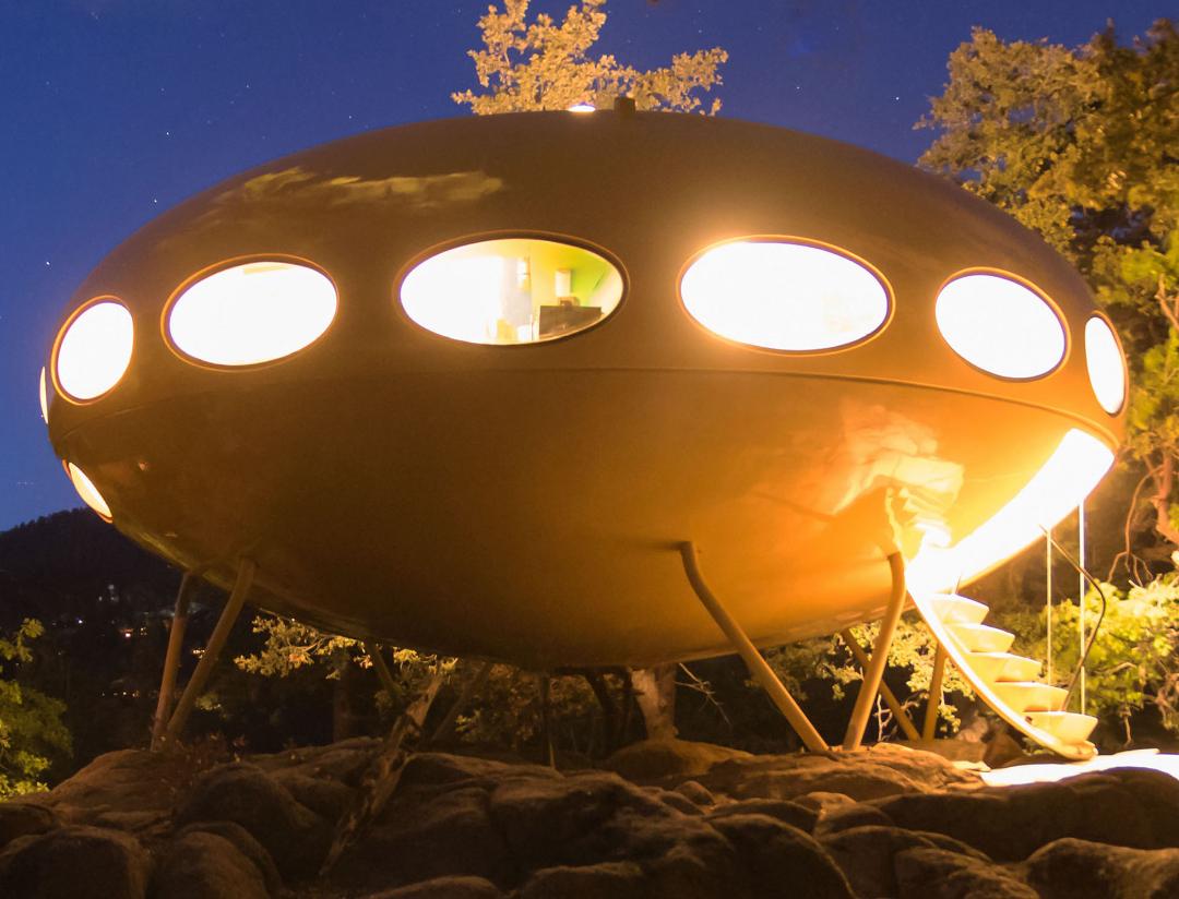 Round Houses Continue to Captivate Eichler Network(04)
